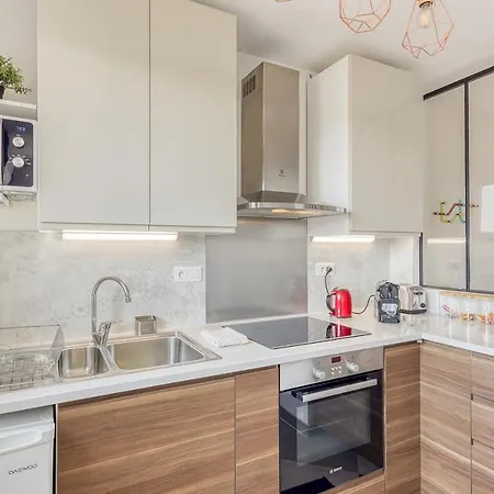 Apartment - Ac - Rer B&c - Easy Check-in *