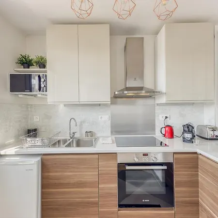 Apartment - Ac - Rer B&c - Easy Check-in