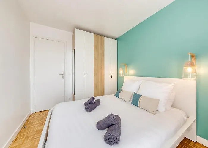 Apartment - Ac - Rer B&c - Easy Check-in Massy (Essonne)