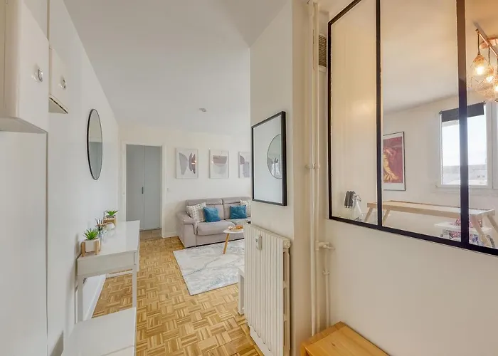 Apartment - Ac - Rer B&c - Easy Check-in Massy (Essonne)